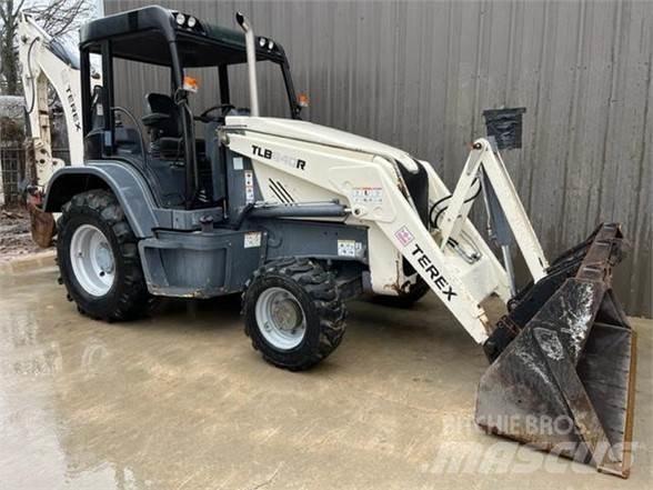 Terex TLB840R Retrocargadoras