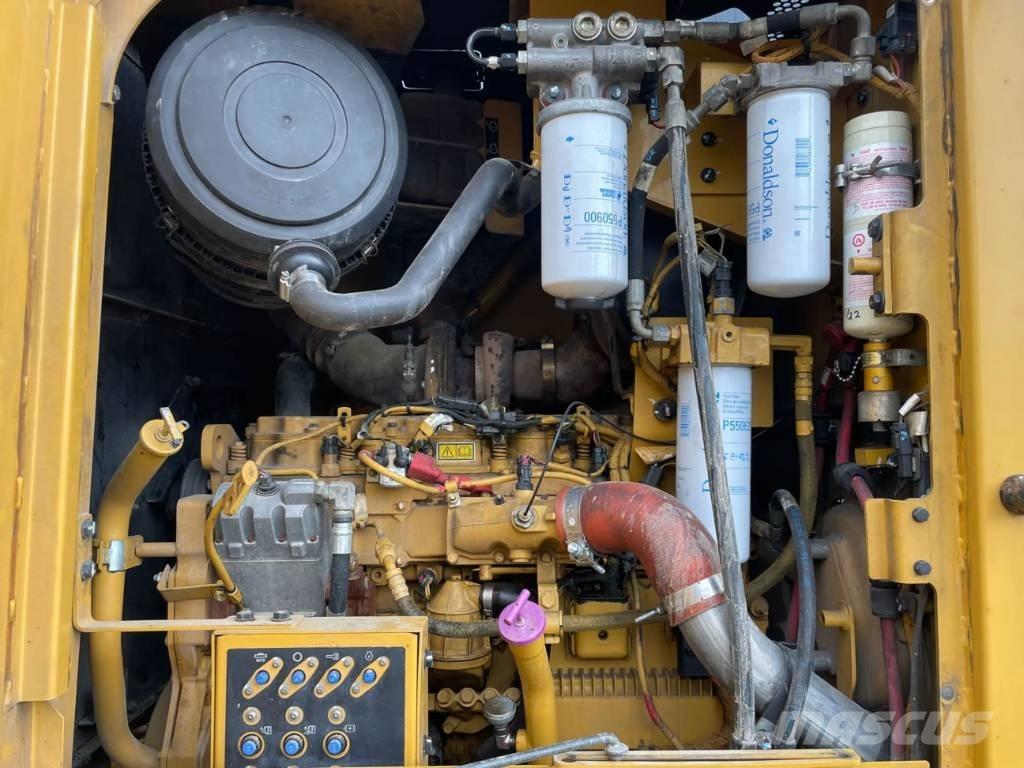 CAT 140M Niveladoras