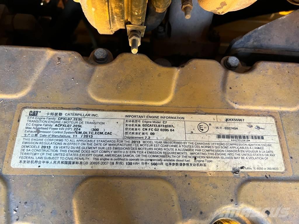 CAT 140M Niveladoras