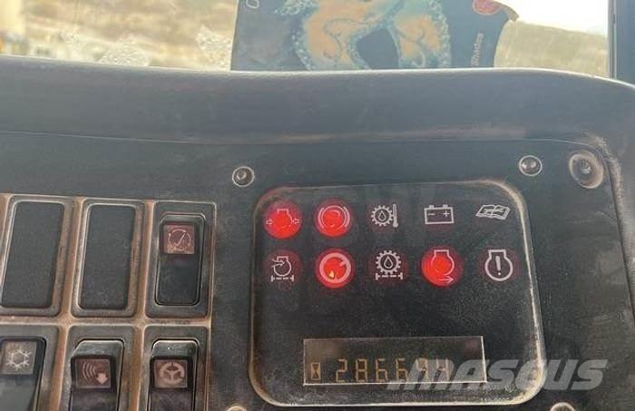 CAT 771D Camiones de volteo rigidos