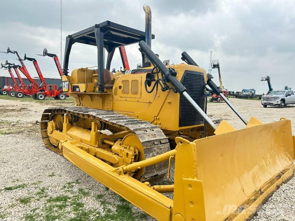 CAT D 6 C Buldozer sobre oruga