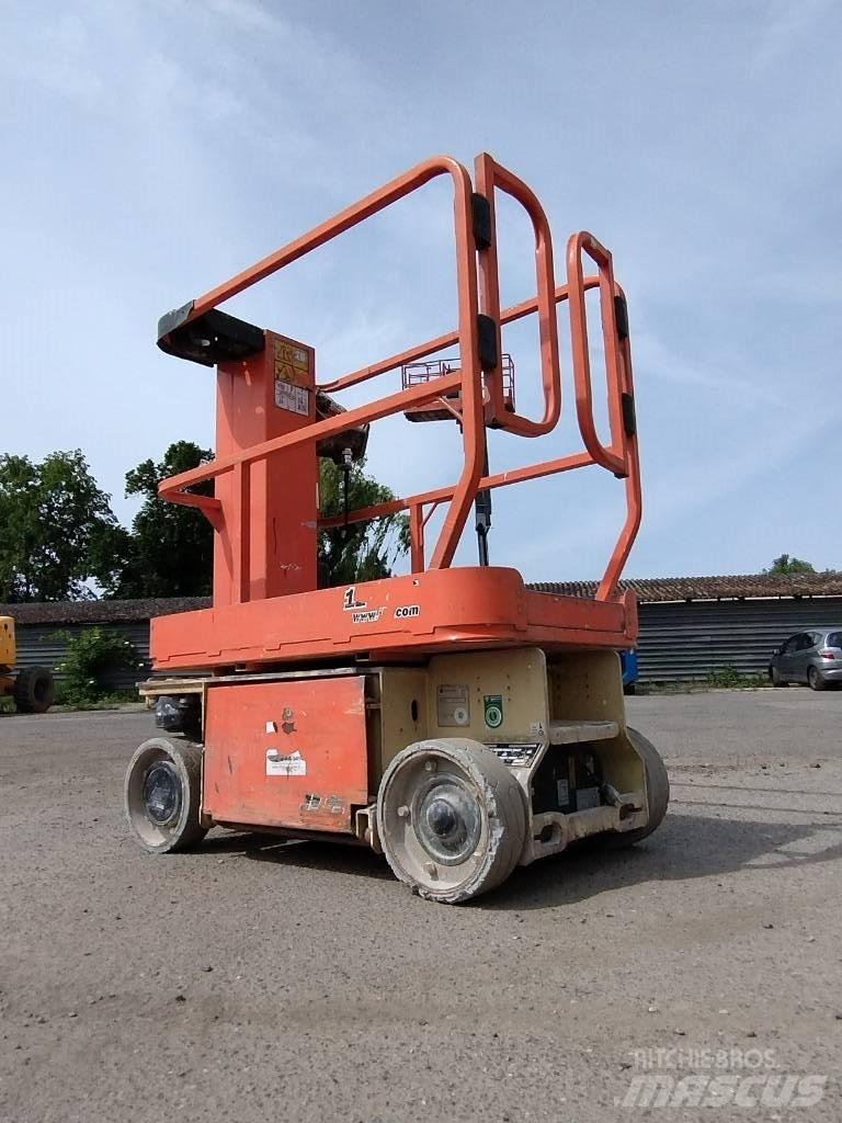 JLG 1230 ES Plataformas con jaula de elevación