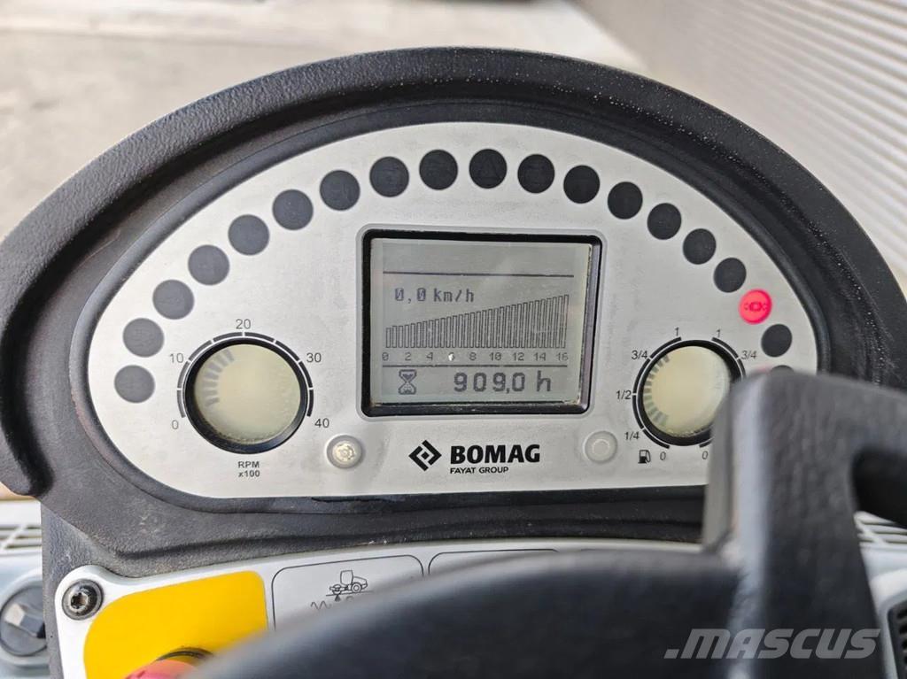 Bomag BW 177 D-5 Rodillos sobre neumáticos