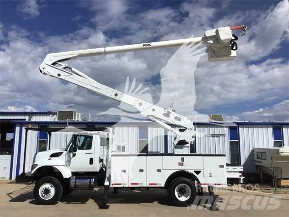 Altec AA55 Plataformas sobre camión