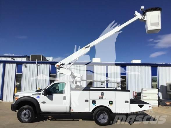 Altec AT200A Plataformas sobre camión