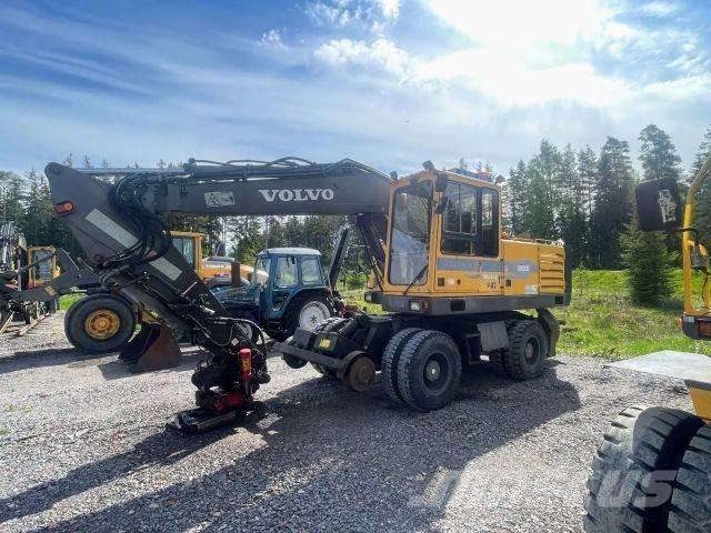 Volvo EW 200 4x4 Excavadoras de ruedas