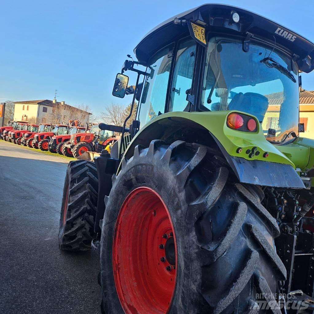 CLAAS Arion 550 Tractores