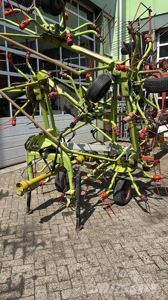 CLAAS Volto 770 Rastrilladoras y rastrilladoras giratorias