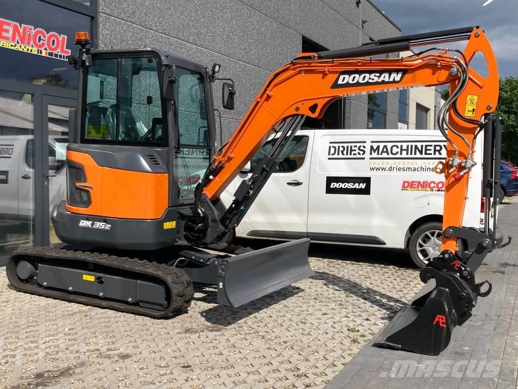 Develon DX 35 Z-7 Miniexcavadoras