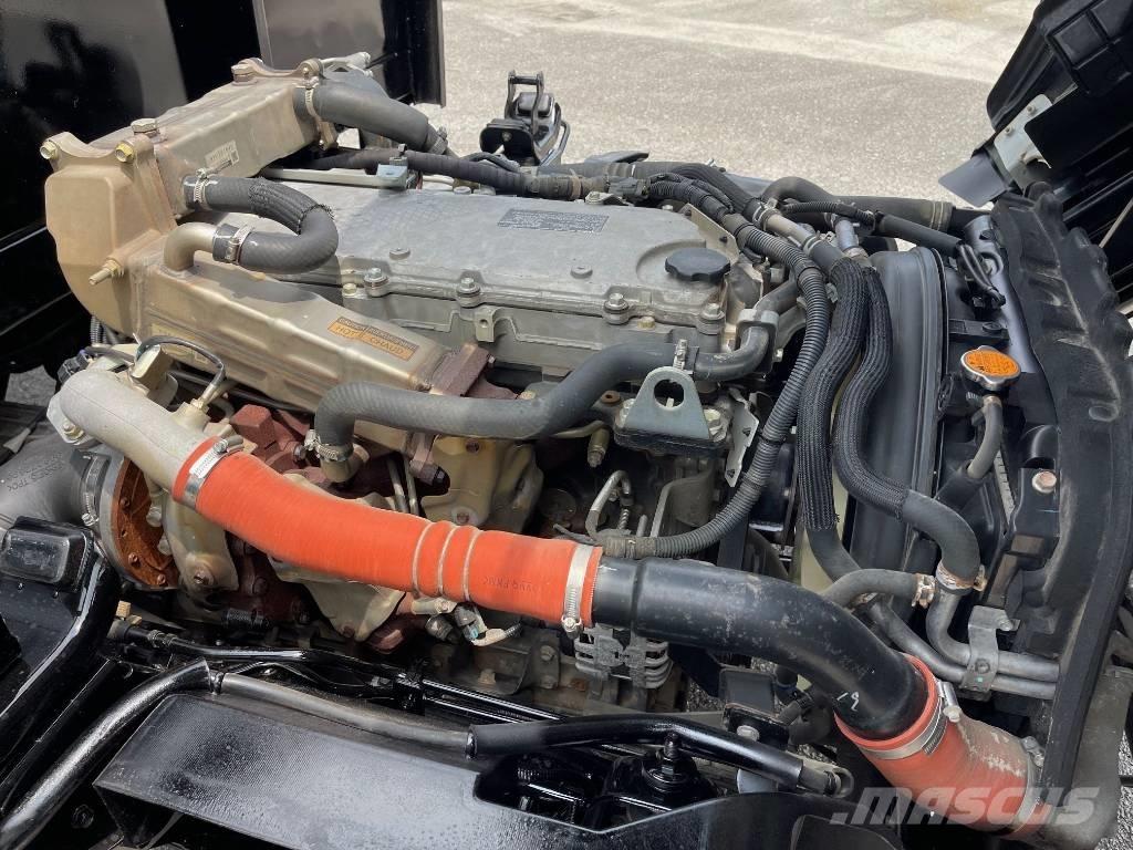 Chevrolet LCF4500HD Camiones de cama baja