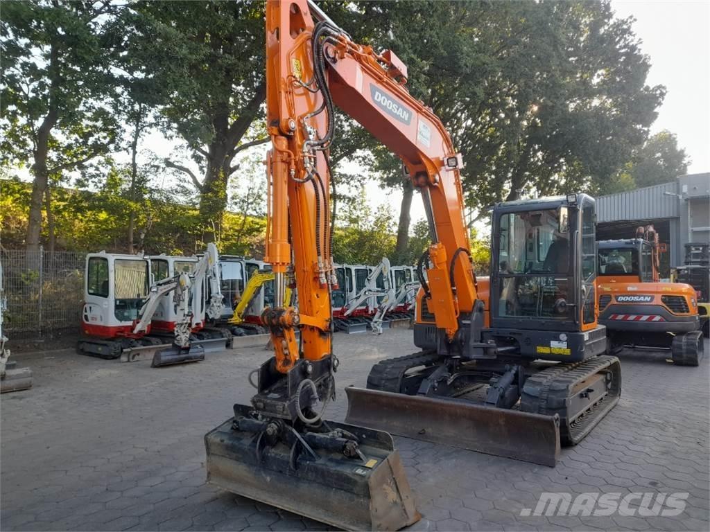 Doosan DX85R-3 Excavadoras 7t - 12t