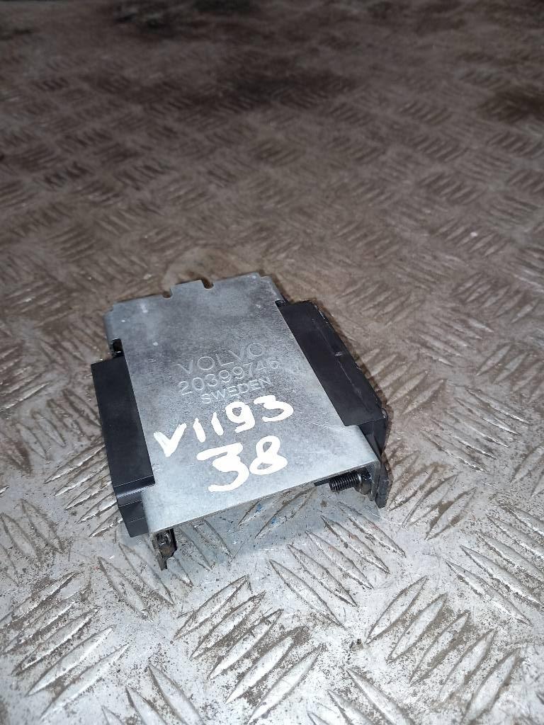 Volvo FH 12 20890176 Componentes electrónicos