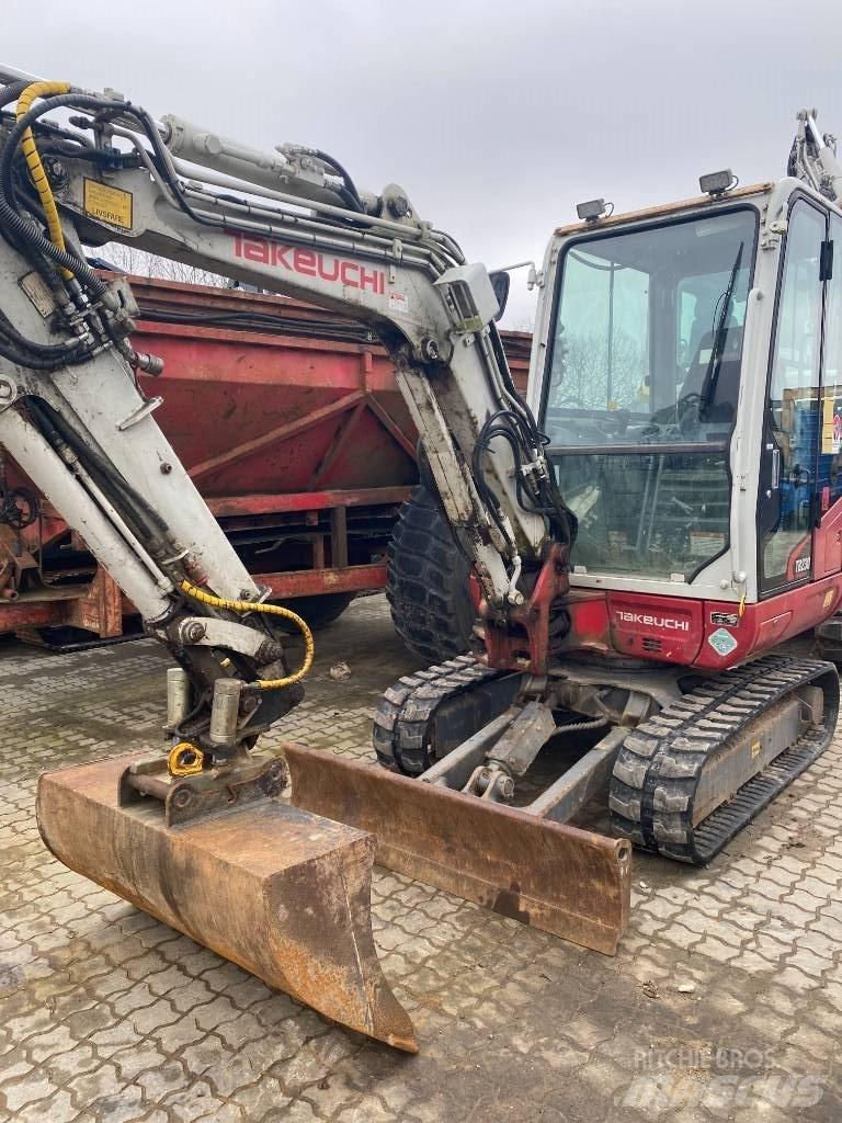 Takeuchi TB230 Miniexcavadoras