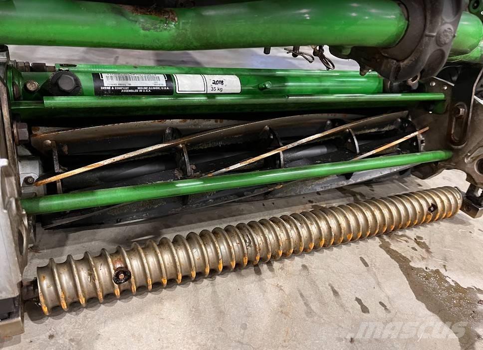 John Deere 7500A Máquinas de calles