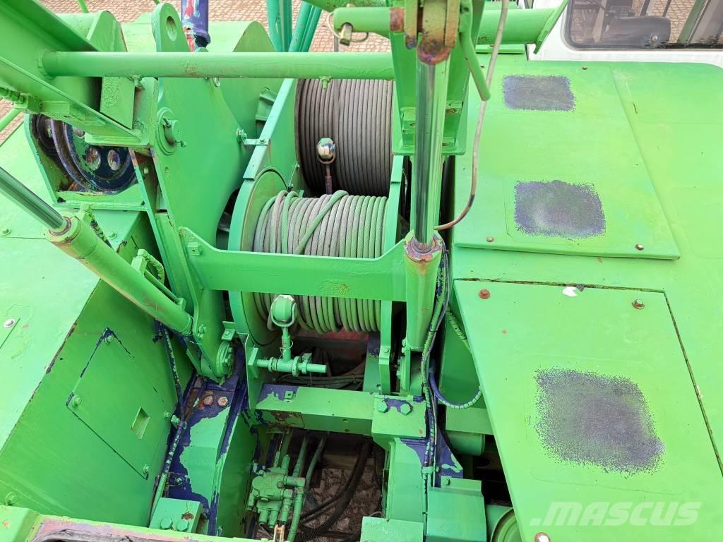 Kobelco BM 700 Grúas de oruga