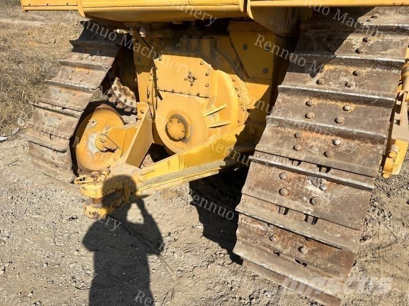 CAT D 8 R Buldozer sobre oruga