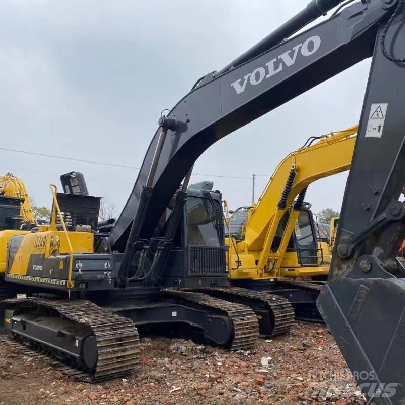 Volvo EC 240 Excavadoras sobre orugas