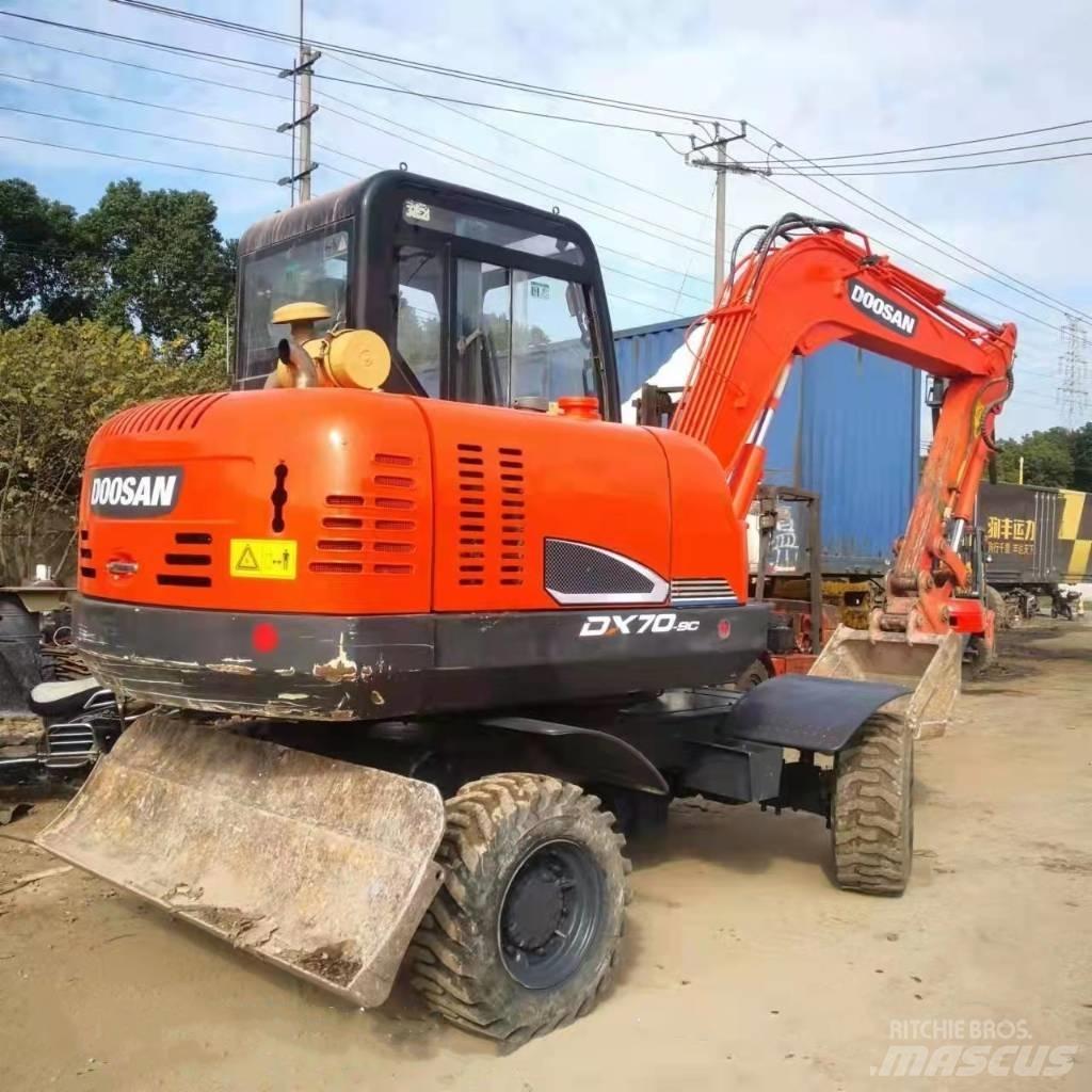 Doosan DX70W-9C Excavadoras de ruedas