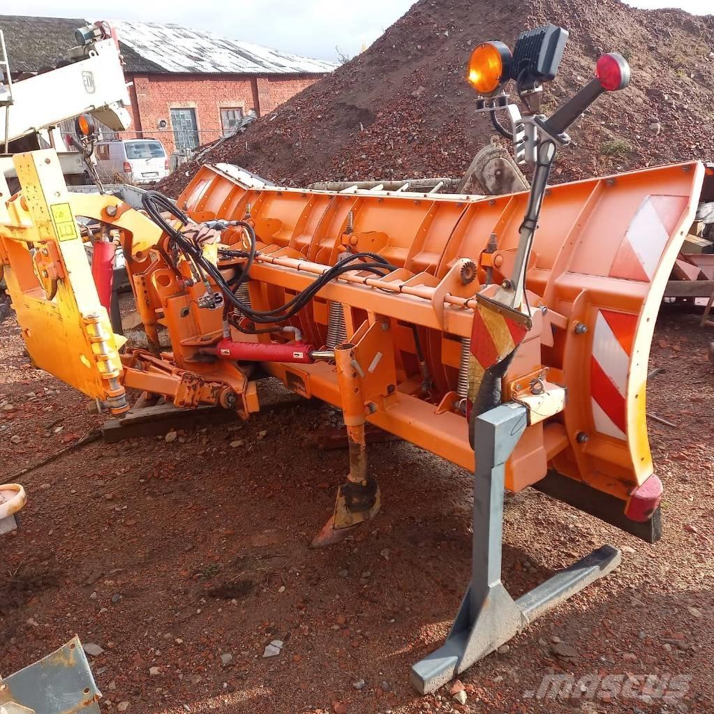 Rasco Kalnik 3,4 Otras máquinas de jardinería y limpieza urbana