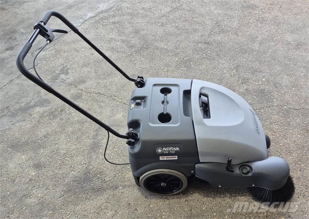 Nilfisk SW 750 Barredoras