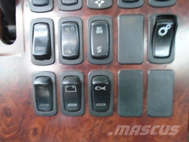 Mack CXU 613 Camiones tractor