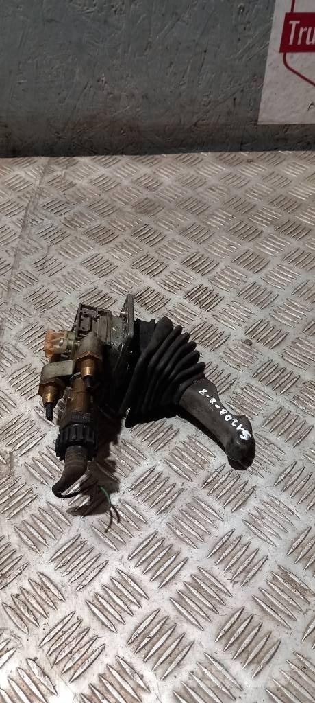 Scania S 94   1408332 Cabinas