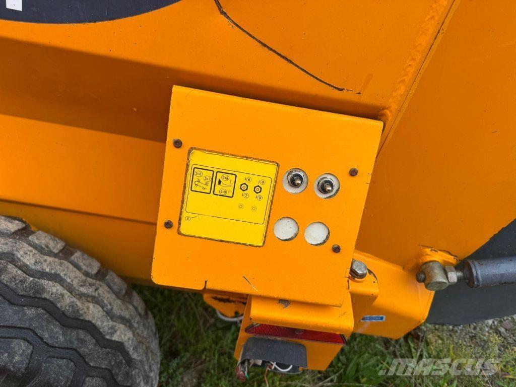 Lucas Castor+ 30R Desmenuzadoras, cortadoras y desenrolladoras de pacas