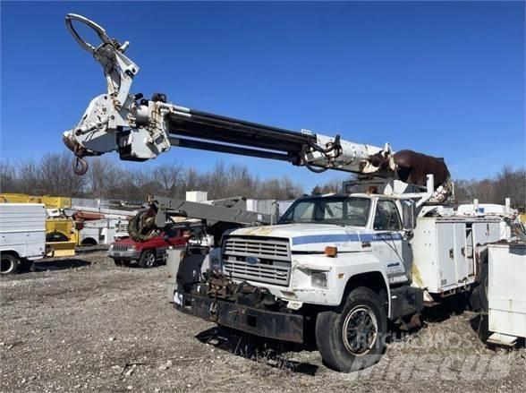 Altec D845BR Plataformas sobre camión