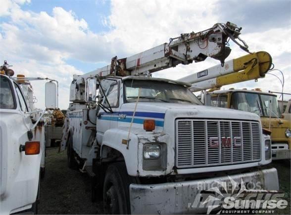 Altec D845T Plataformas sobre camión