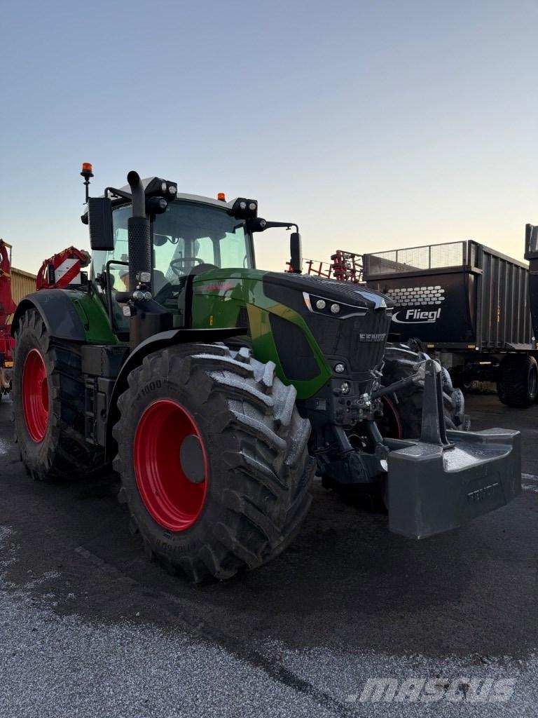 Fendt 933 Vario Tractores