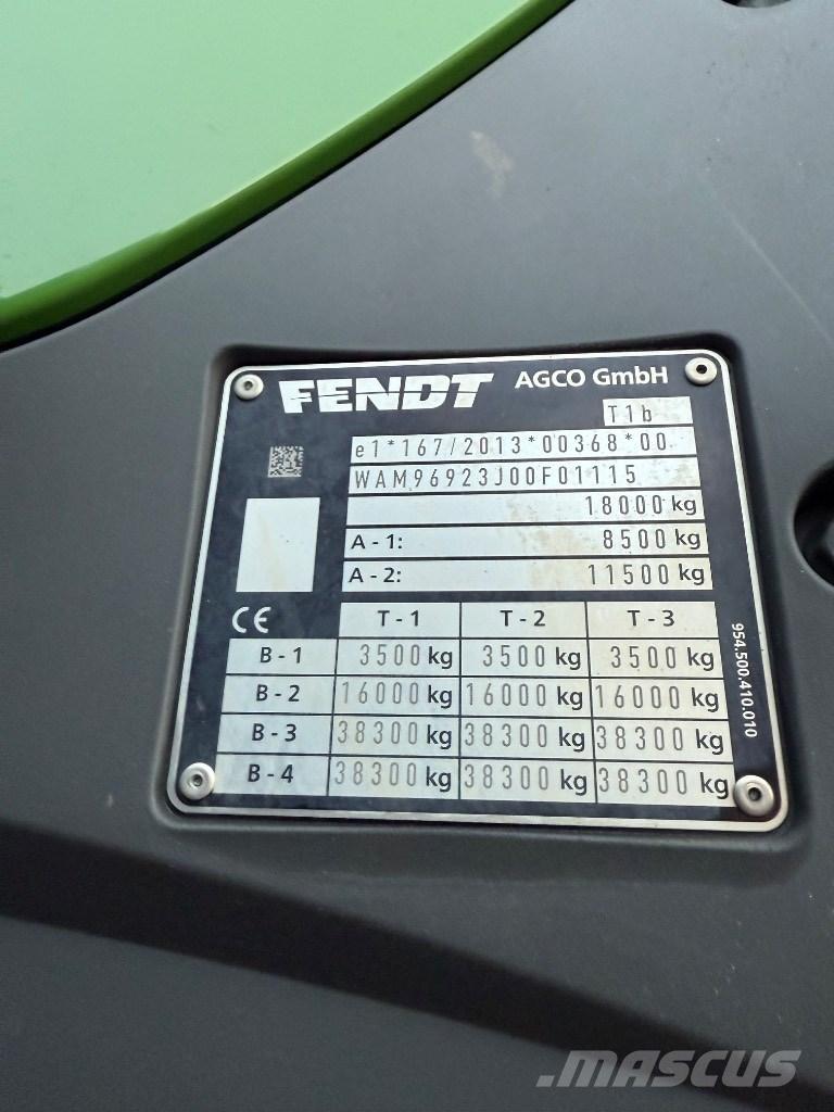 Fendt 933 Vario Tractores