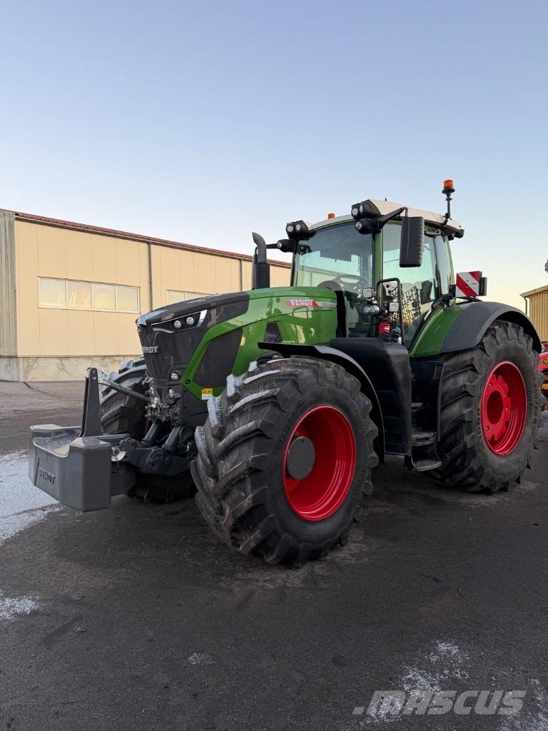Fendt 933 Vario Tractores