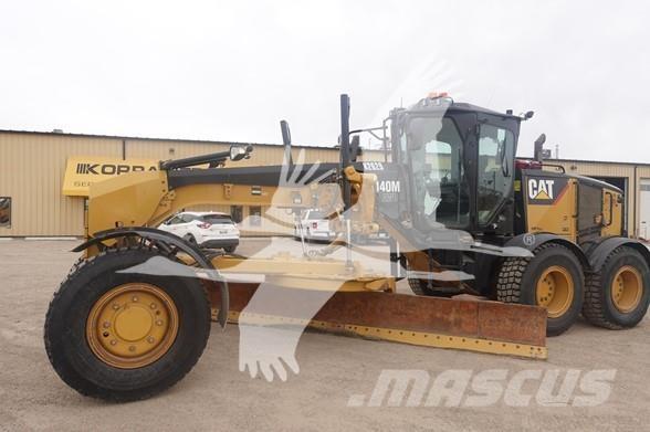 CAT 140M AWD Niveladoras