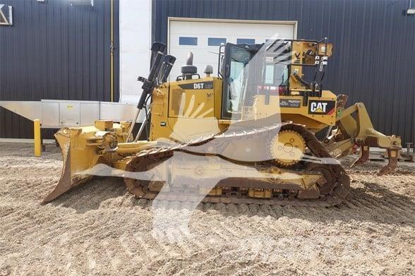CAT D6T LGP Buldozer sobre oruga