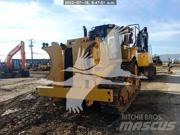 CAT D8T Buldozer sobre oruga