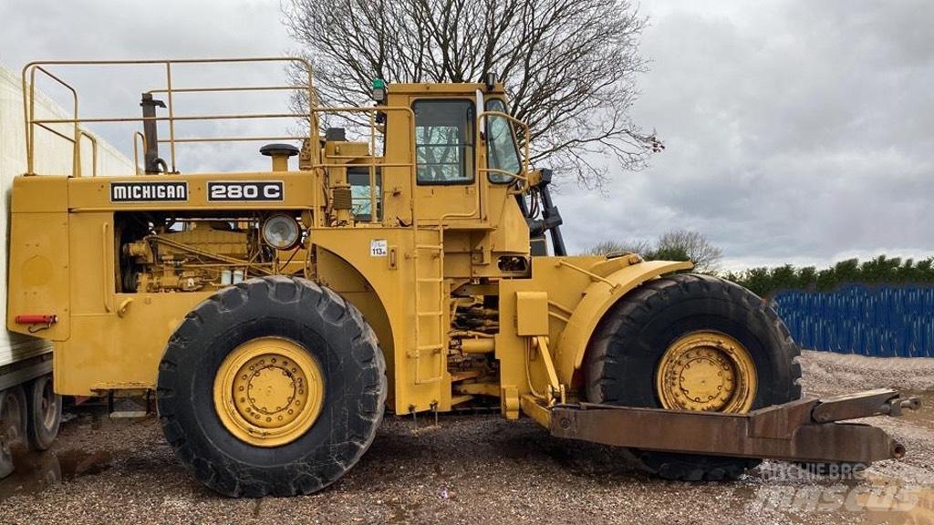 Michigan 280C Buldozer sobre ruedas