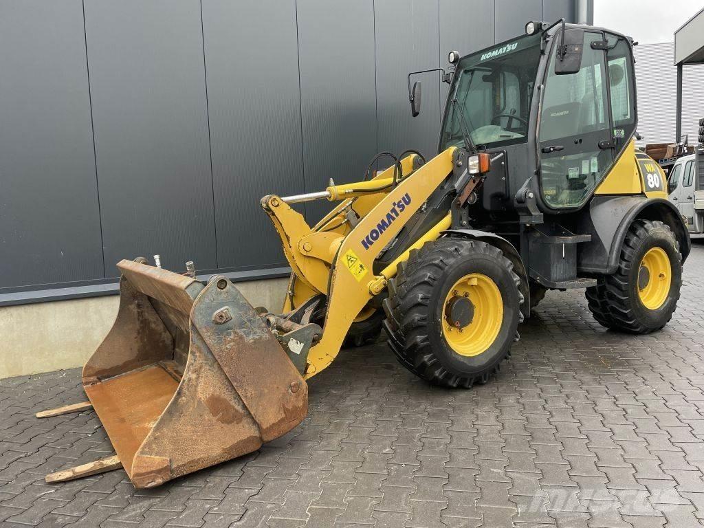 Komatsu WA80-6 Cargadoras sobre ruedas