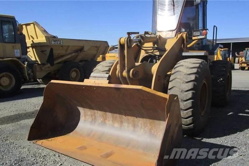 Furukawa FL325-I Cargadoras sobre ruedas