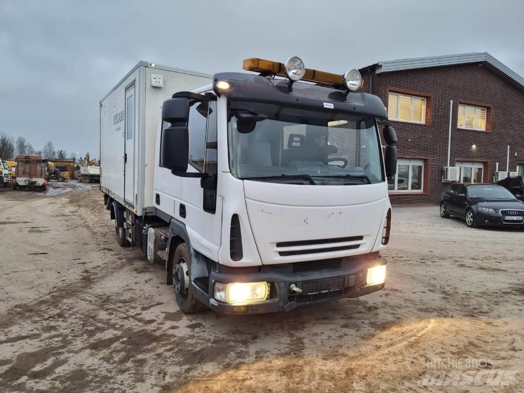 Iveco Eurocargo Camiones con caja de remolque