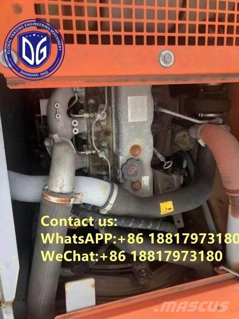 Hitachi ZX 135 US Excavadoras sobre orugas