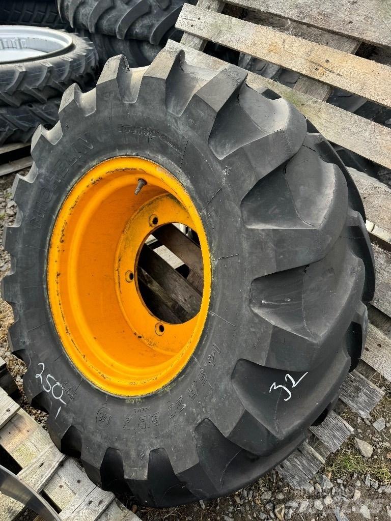 Michelin 14.5R20 Ruedas dobles