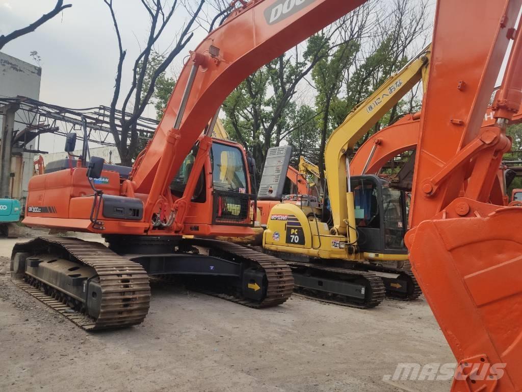 Doosan dx300 Excavadoras sobre orugas