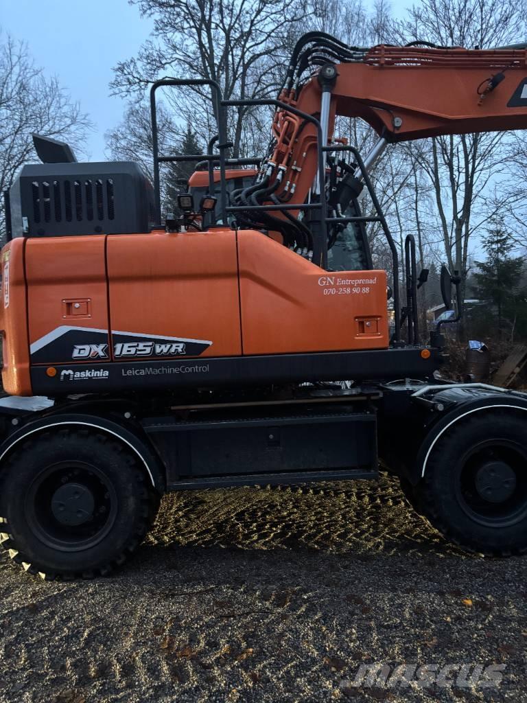 Doosan DX 165 W-7 Excavadoras de ruedas