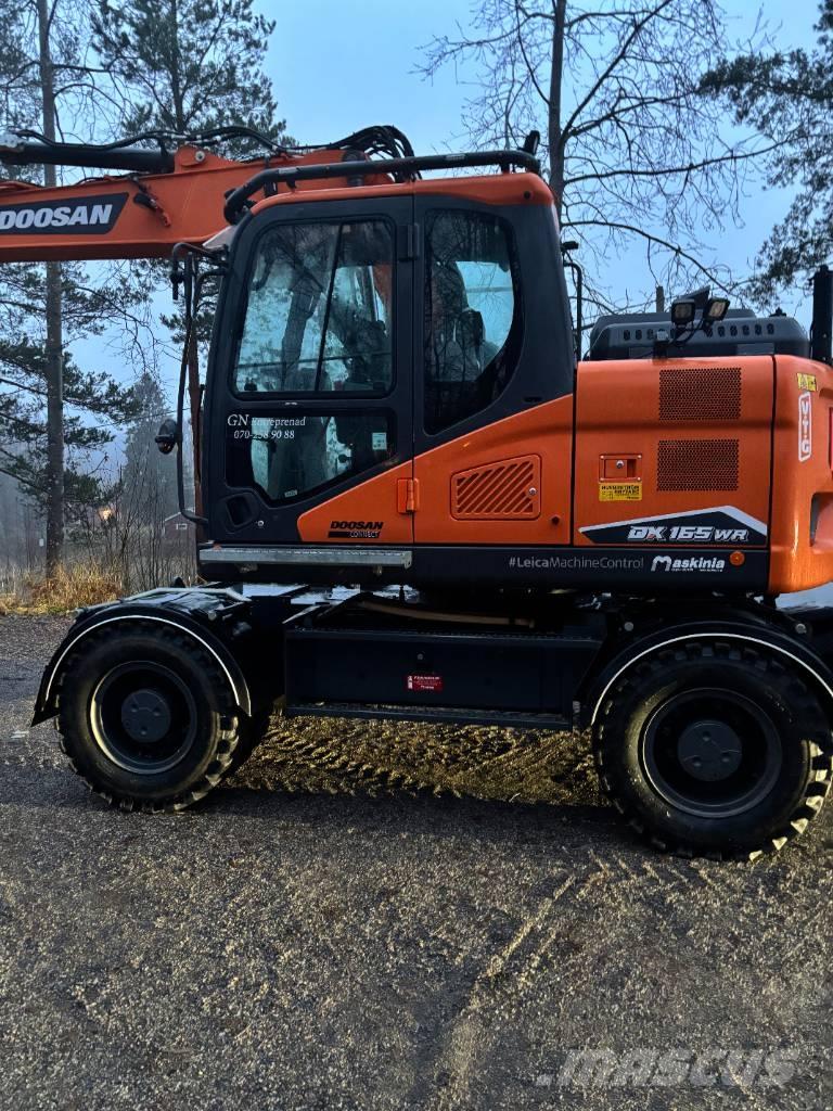 Doosan DX 165 W-7 Excavadoras de ruedas