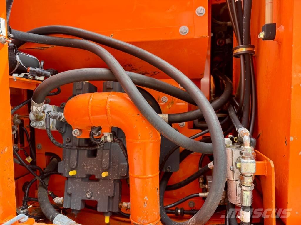 Doosan DX 160 W Excavadoras de ruedas