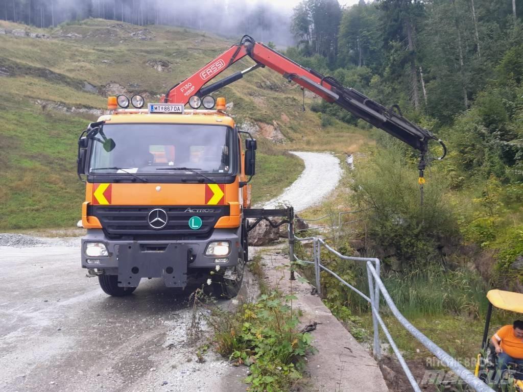 Fassi 130 Grúas cargadoras