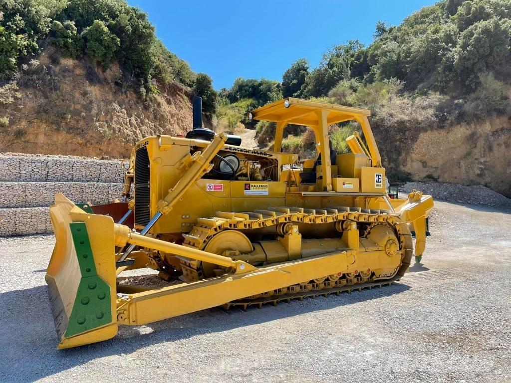 CAT D 9 G Buldozer sobre oruga