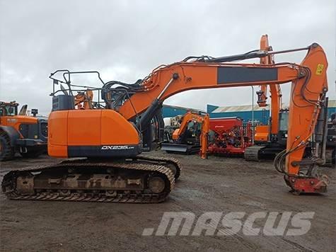 Doosan DX 235 LCR-5 Excavadoras sobre orugas