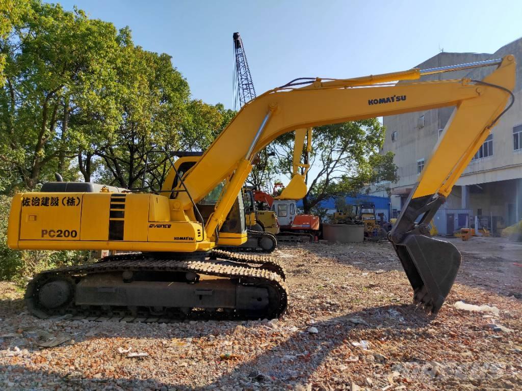 Komatsu PC200-6 Excavadoras sobre orugas