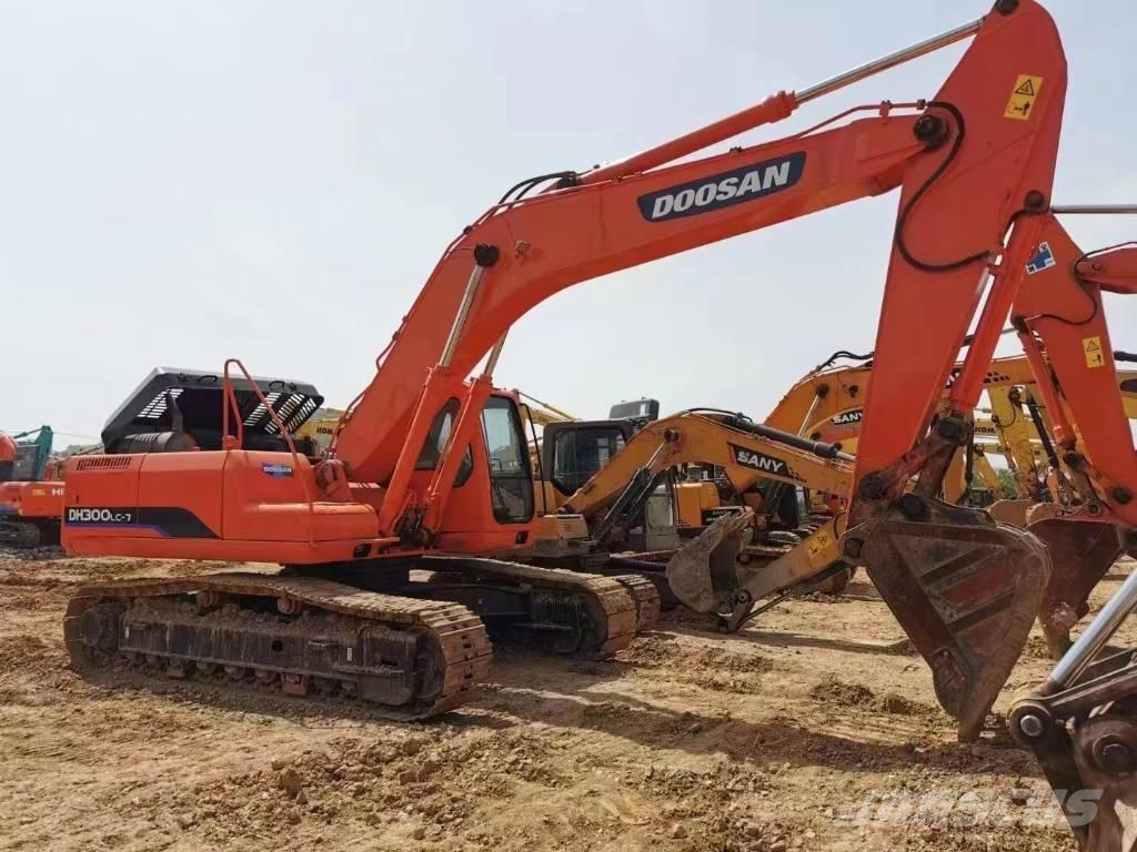 Doosan DH300LC-7 Excavadoras sobre orugas